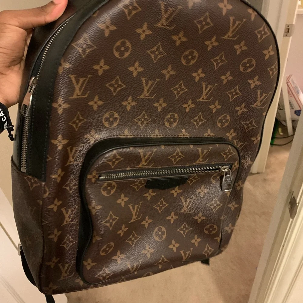 LV Backpack - Picture 5 of 6